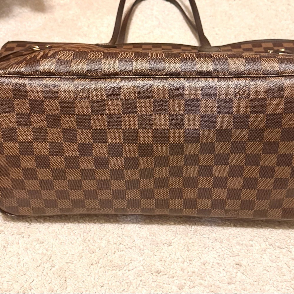 Louis Vuitton Neverfull GM in Brown Checkered Pattern - Picture 4 of 10